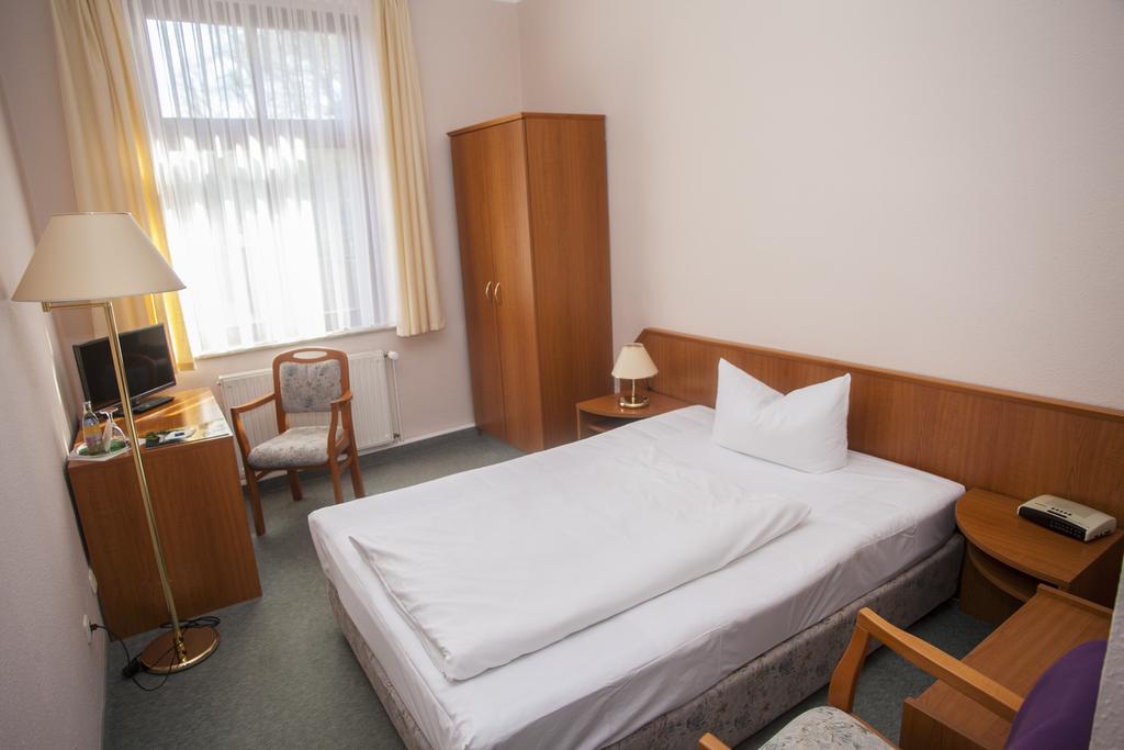 Hotel Am Kellerberg Trockenborn-Wolfersdorf Zewnętrze zdjęcie